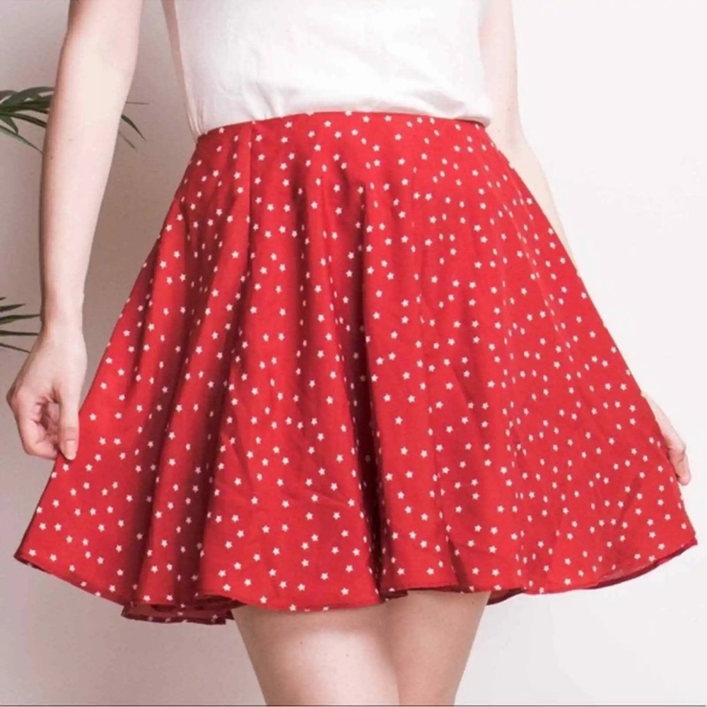 Lovers + Friends galaxy star red mini skirt Sz small